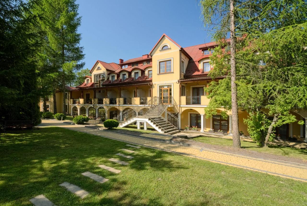 Hotel Antoni Tomaszów Lubelski Exterior foto